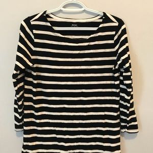 Old navy basic stripe shirt